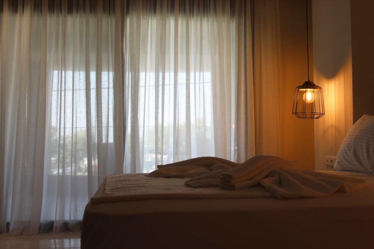 Thetis Boutique Apartments Neos Marmaras Eksteriør billede